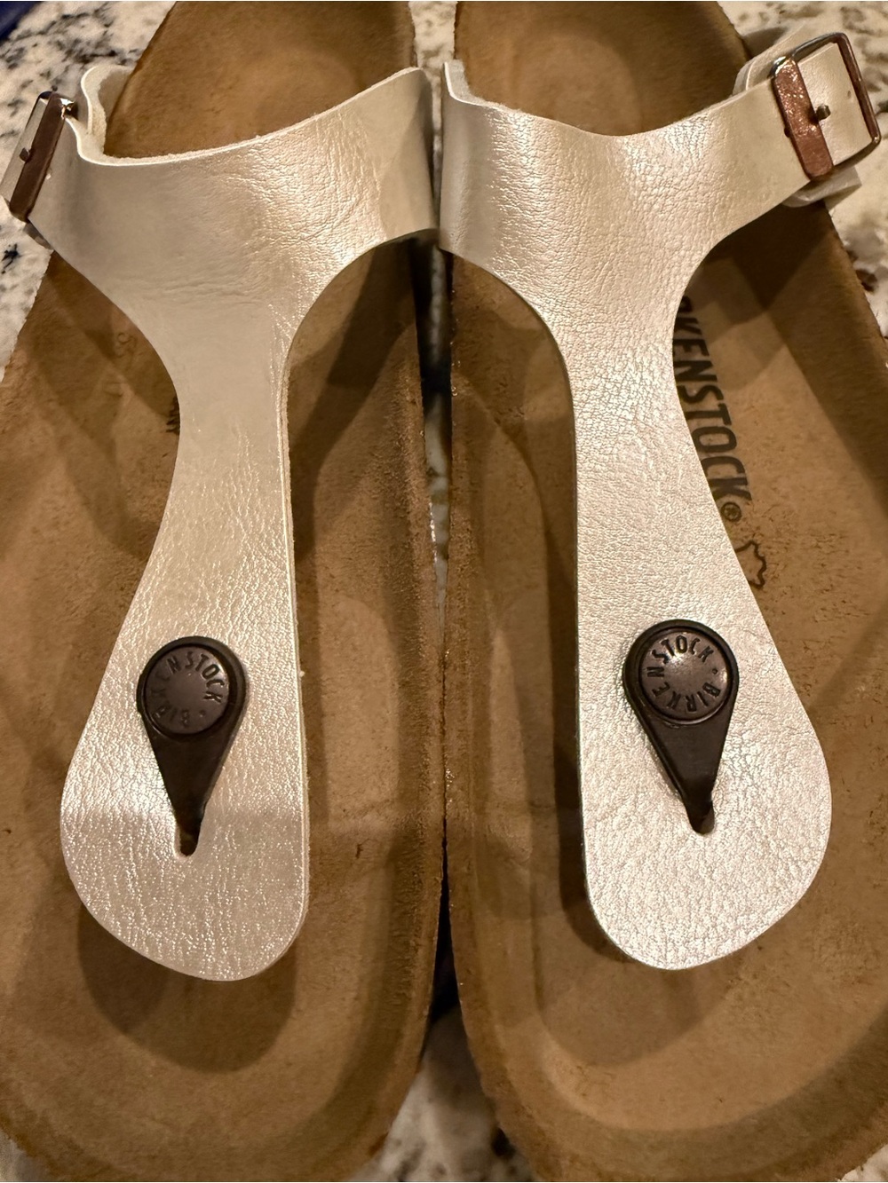 Birkenstock Cream Gizeh Leather Thong Sandals - Picture 3 of 7